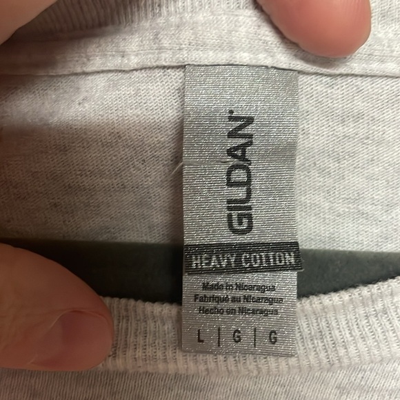 Gildan size L Light Gray Heavy Cotton Short Sleeve Soft Barbie Graphic T-Shirt - Picture 2 of 8